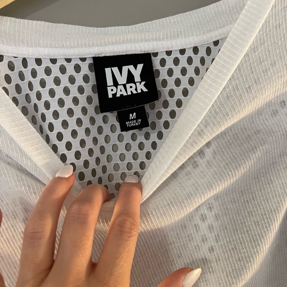 Ivy Park Cropped Tee - Picture 4 of 4